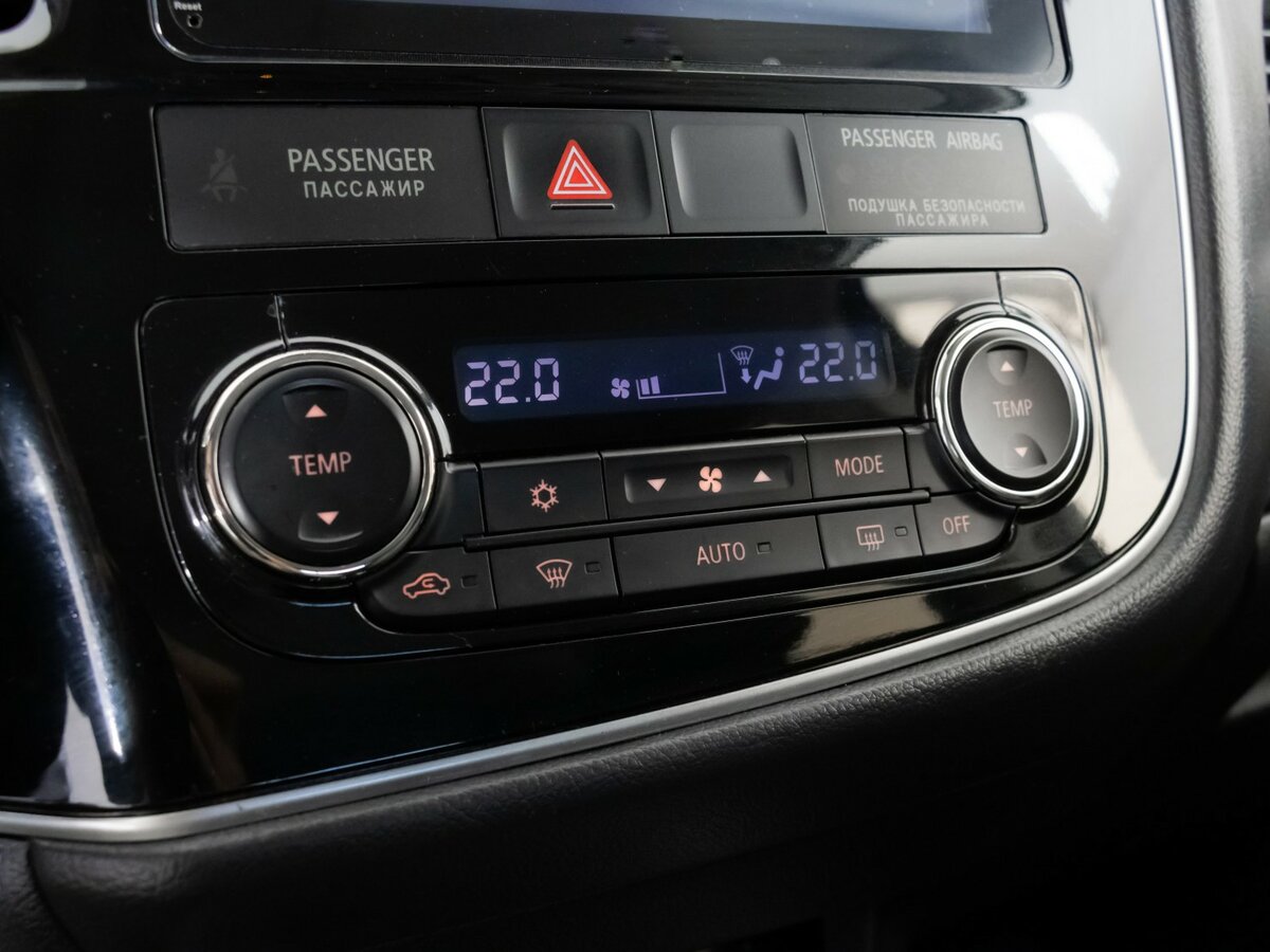 Mitsubishi Outlander III Рестайлинг 2, 2017 Фото №19