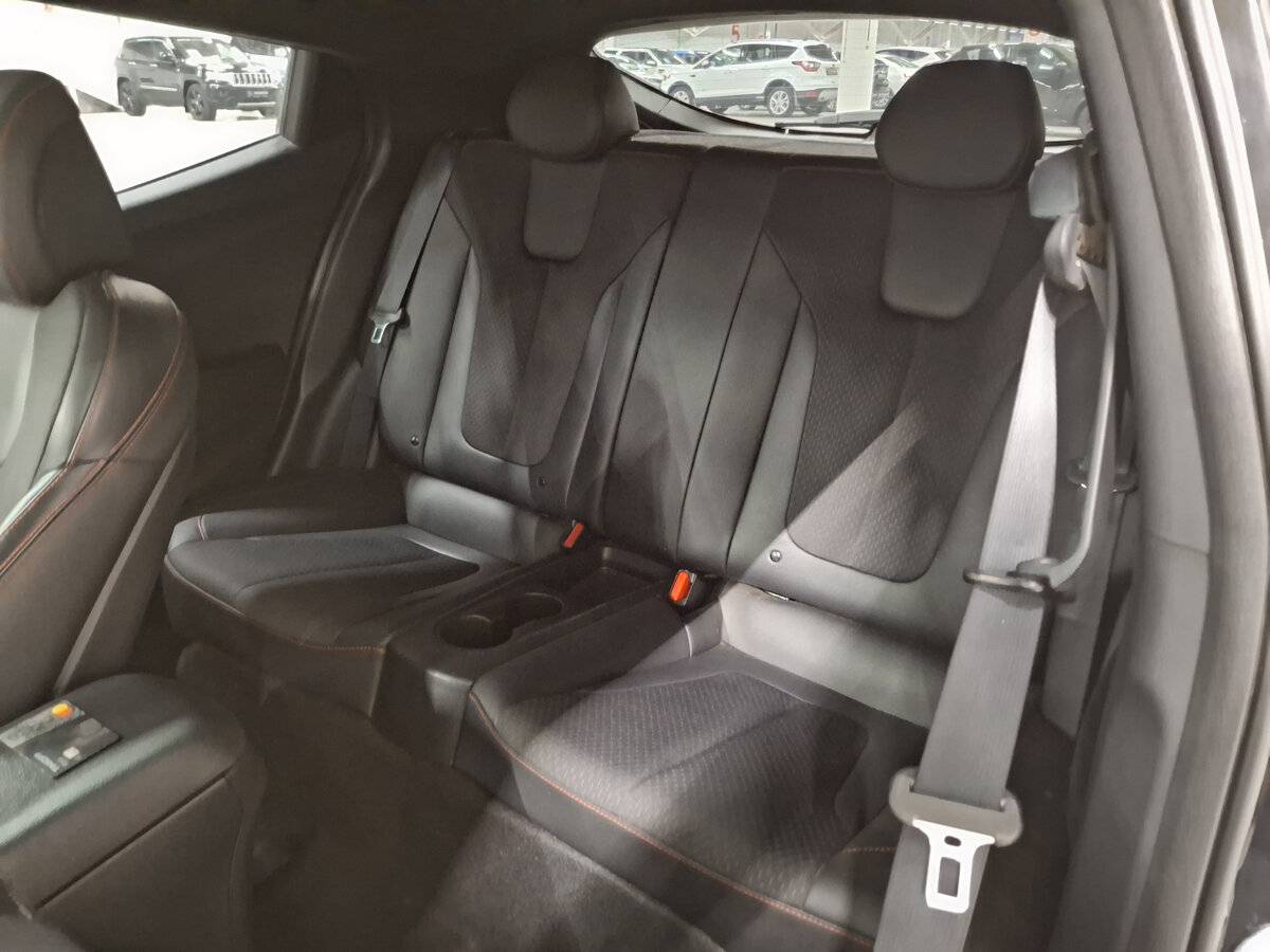 Hyundai Veloster II, 2019 Фото №12