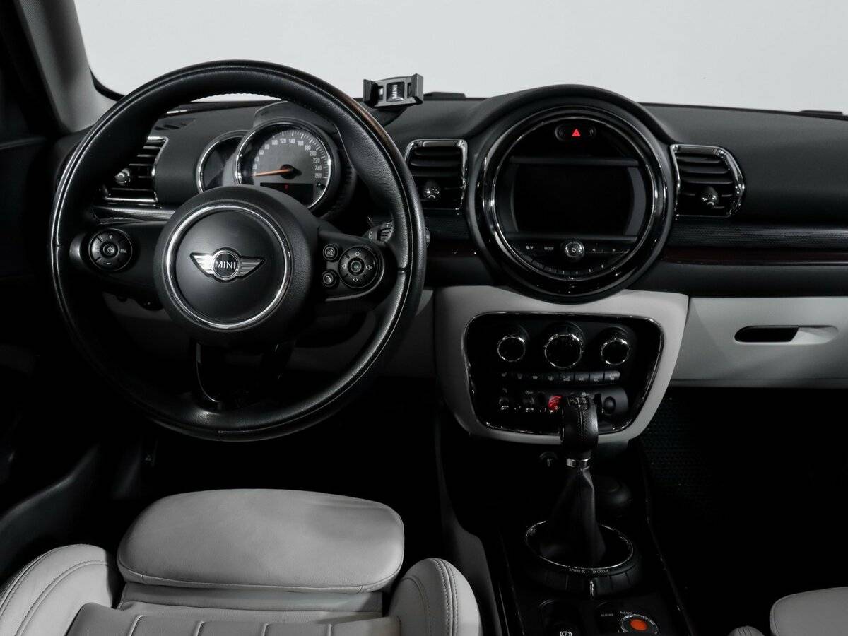 Mini Clubman Cooper S ALL4 II, 2017 Фото №12