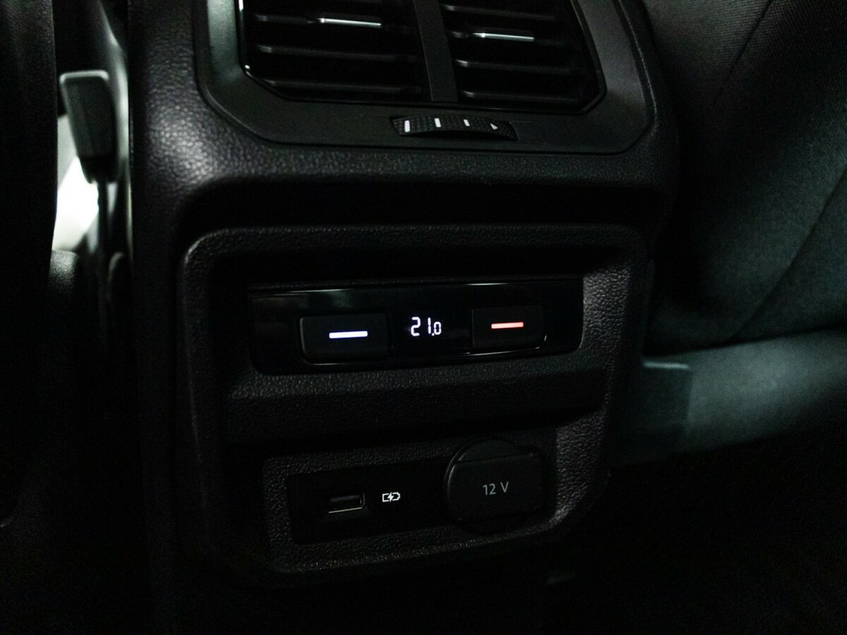 Volkswagen Tiguan II, 2019 Фото №18