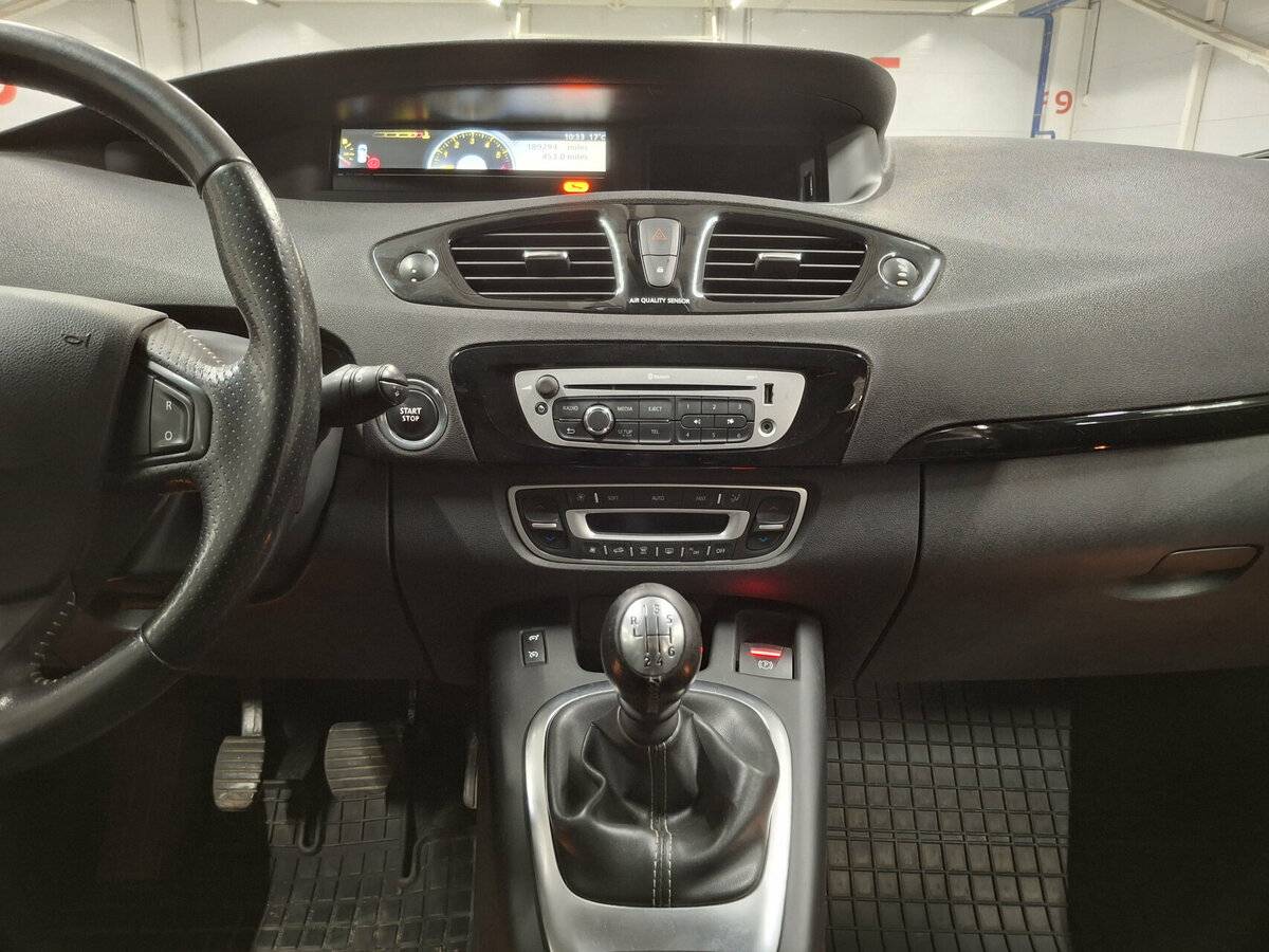 Renault Scenic III Рестайлинг, 2013 Фото №15