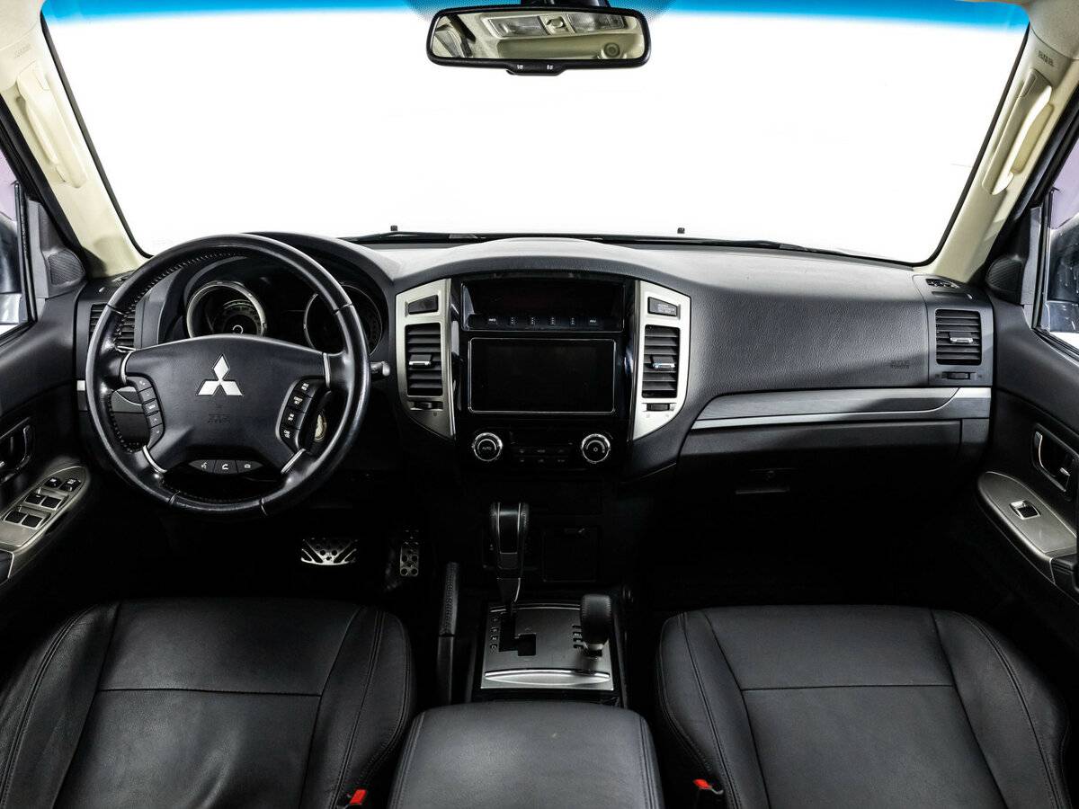 Mitsubishi Pajero IV Рестайлинг 2, 2017 Фото №11