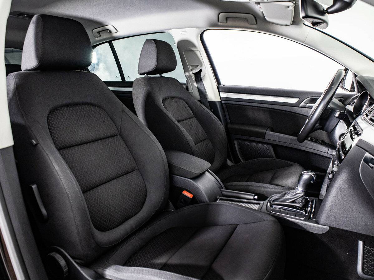 Skoda Superb DSG II Рестайлинг, 2014 Фото №9