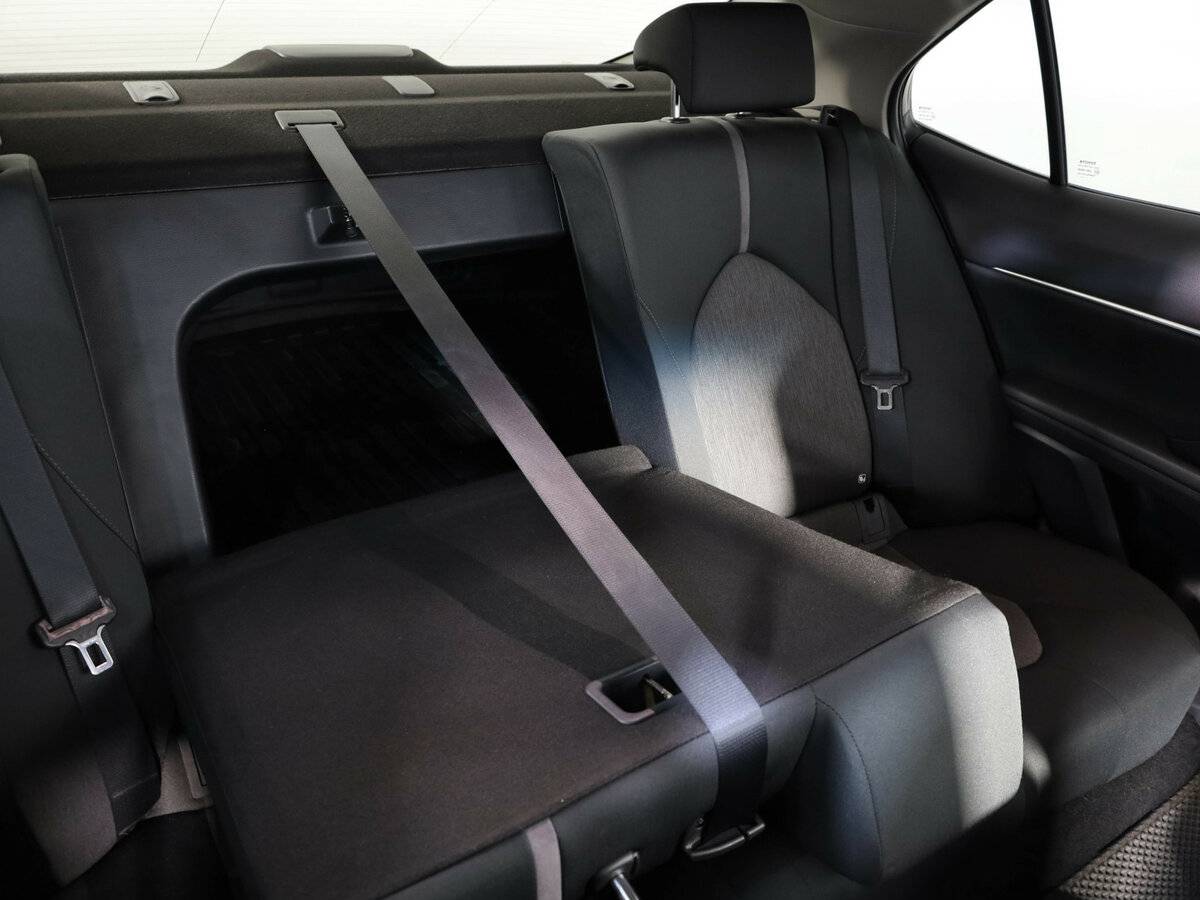 Toyota Camry VIII (XV70) Рестайлинг, 2021 Фото №26