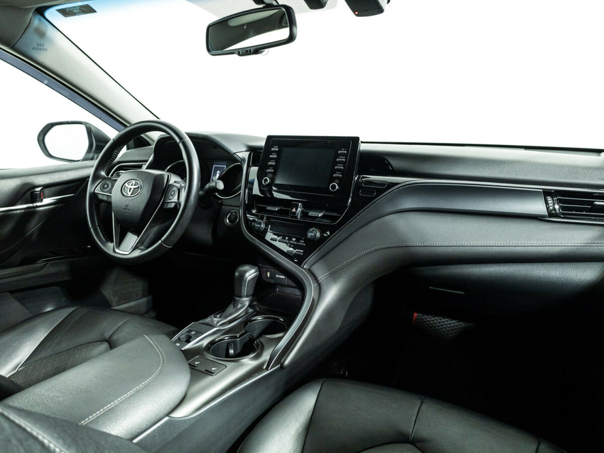 Toyota Camry VIII (XV70) Рестайлинг, 2021 - 129 793 км. | Фото №8