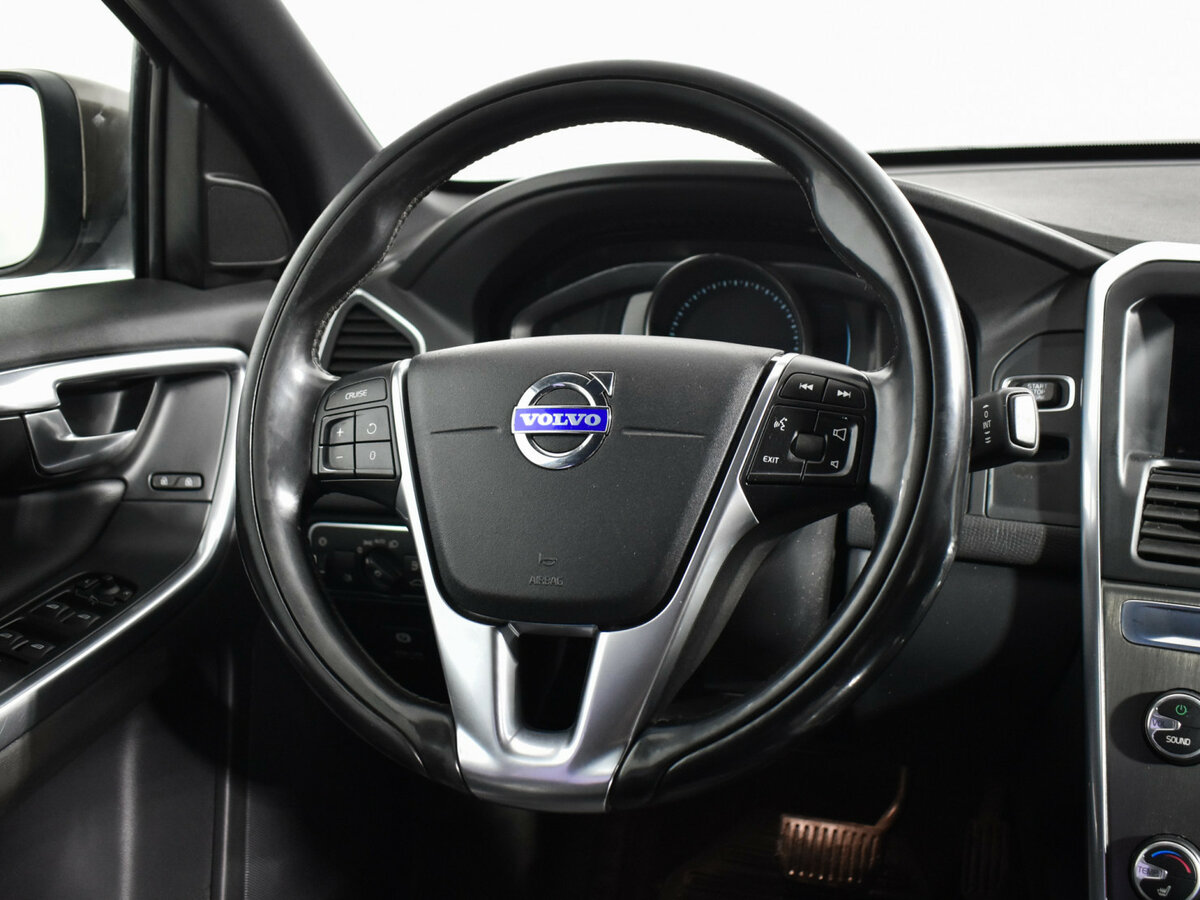 Volvo XC60 I Рестайлинг, 2014 Фото №19