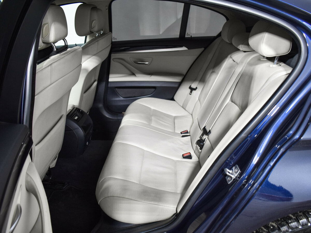 BMW 5 серии 530d xDrive VI (F10/F11/F07), 2012 Фото №10