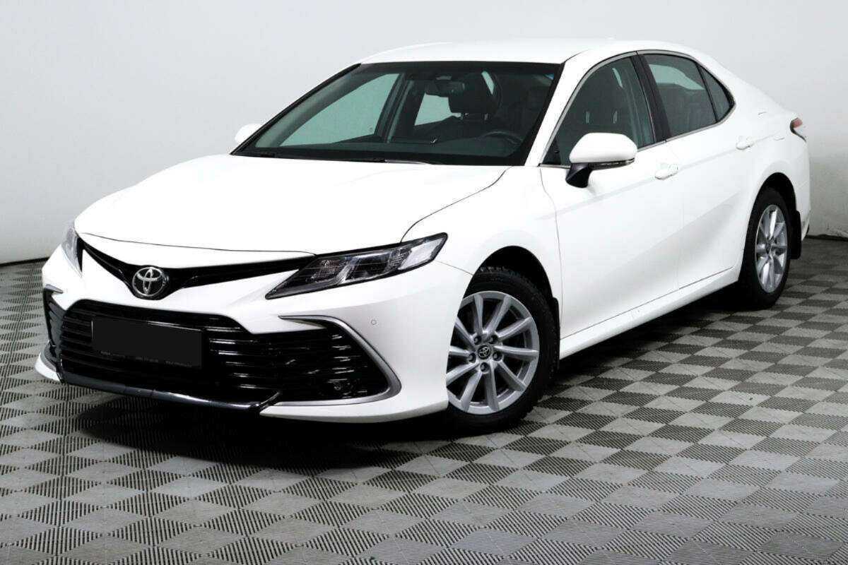 Toyota Camry, 2021 - 14 207 км. | Фото №1